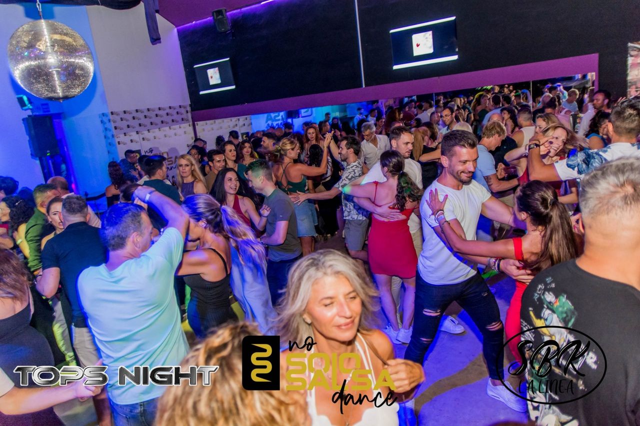 Fiesta en la sala de NoSoloSalsa