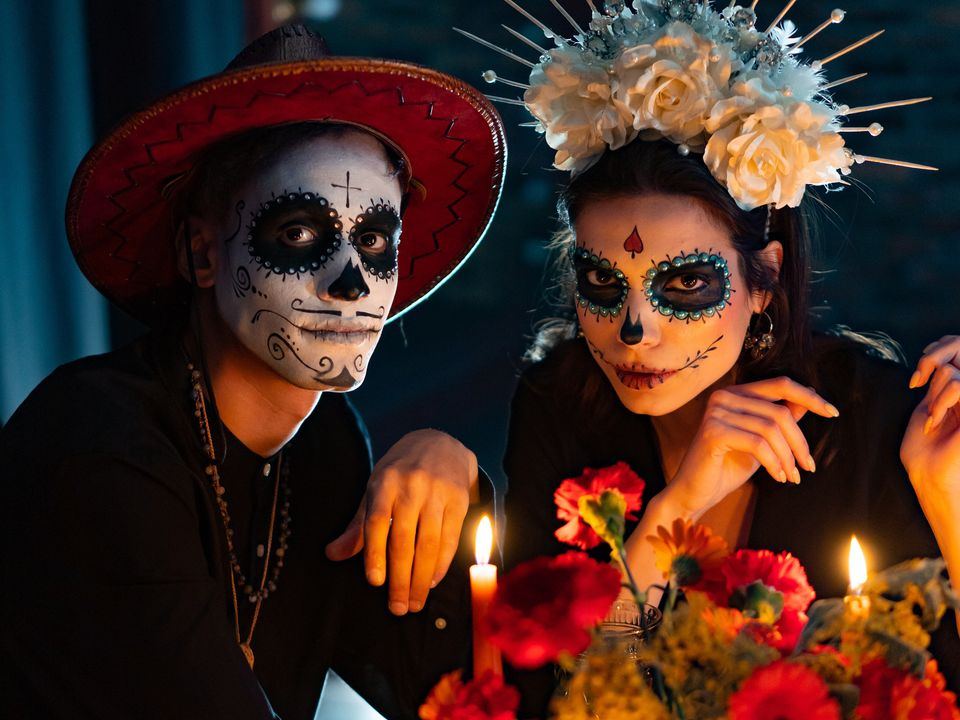 Maquillaje de catrina en la fiesta de Halloween